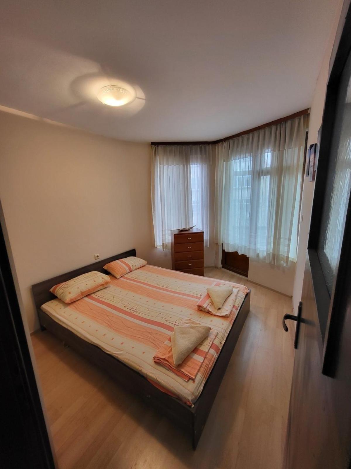 Lux Apartment Sisi Burgas City Exterior foto